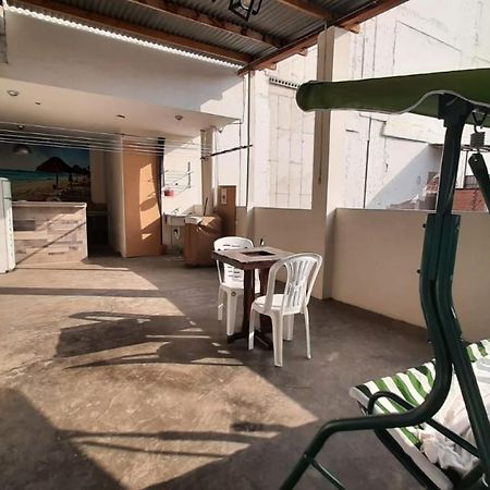 Guest House Tumbes Buitenkant foto