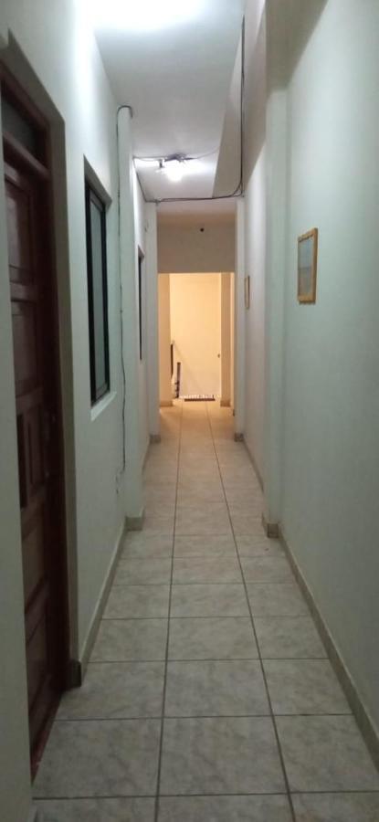 Guest House Tumbes Buitenkant foto
