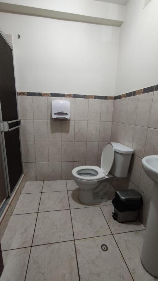 Guest House Tumbes Buitenkant foto