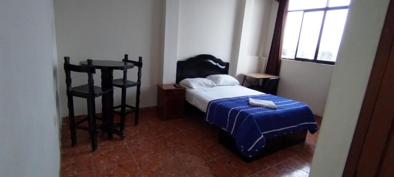 Guest House Tumbes Buitenkant foto