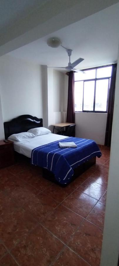 Guest House Tumbes Buitenkant foto